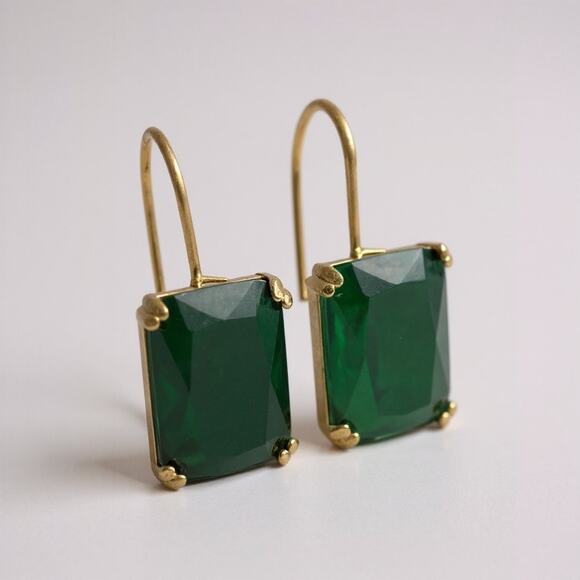 Anthropologie Jewelry - Anthropologie small emerald green and gold vintage inspired drop earrings